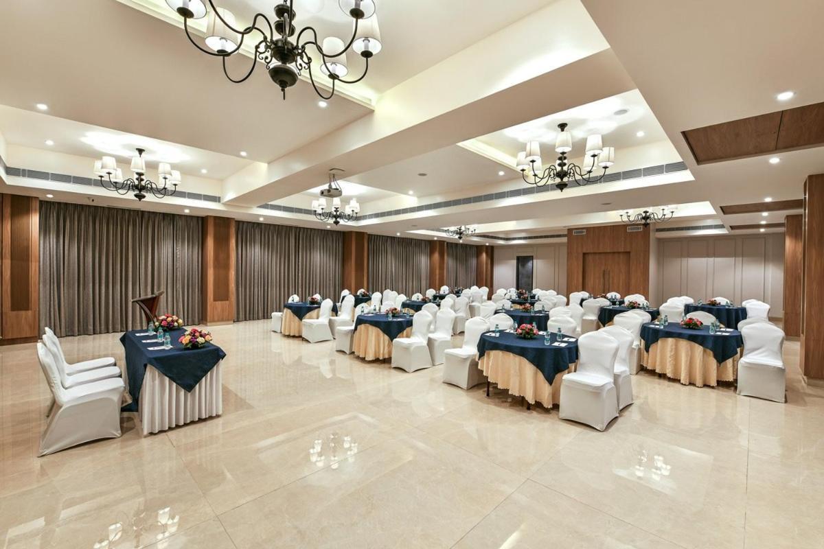Meritas Aura Resort Lonavala Exterior photo